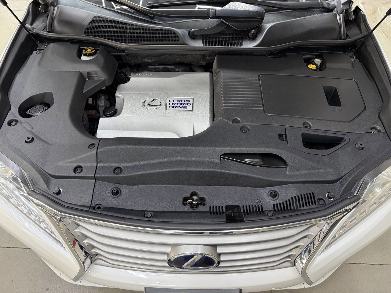 Used 2015 Lexus RX 450h AWD image 7