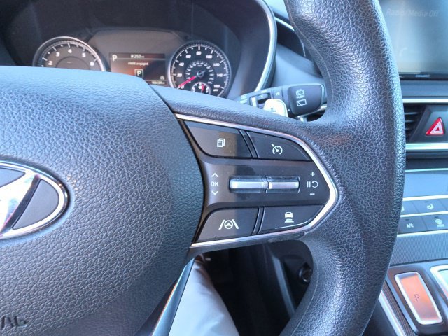 Used 2021 Hyundai Santa Fe SEL FWD image 19