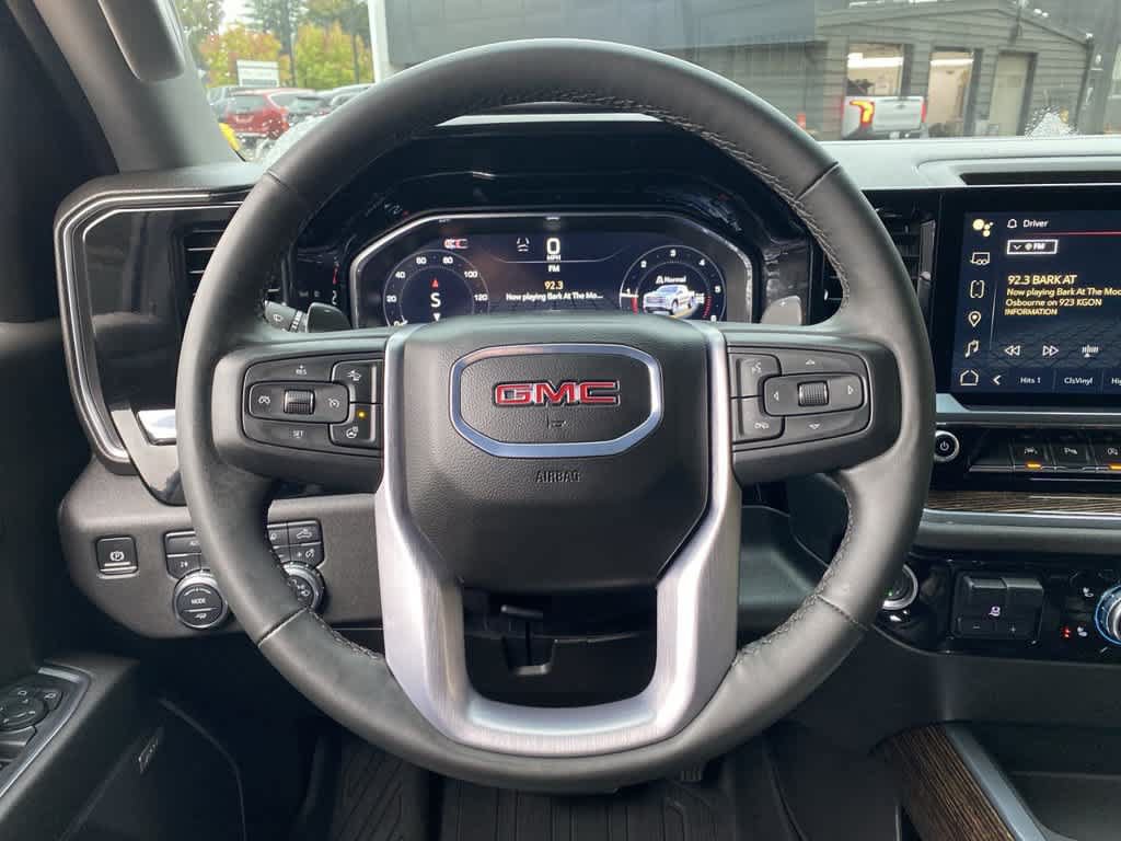 Used 2024 GMC Sierra 1500 Elevation w/ Elevation Premium Package AWD/4WD image 19
