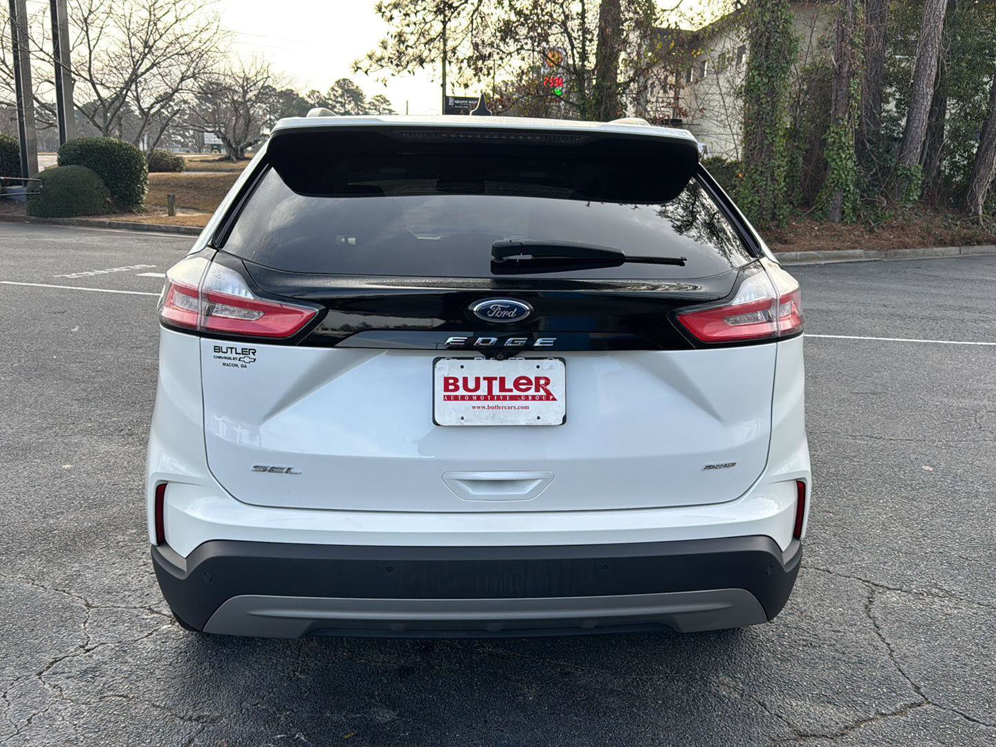 Used 2022 Ford Edge SEL w/ Convenience Package image 5