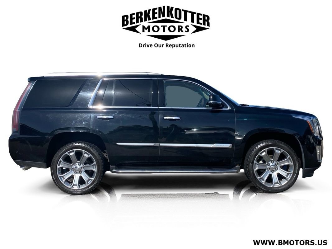 Used 2019 Cadillac Escalade Premium Luxury AWD/4WD image 8