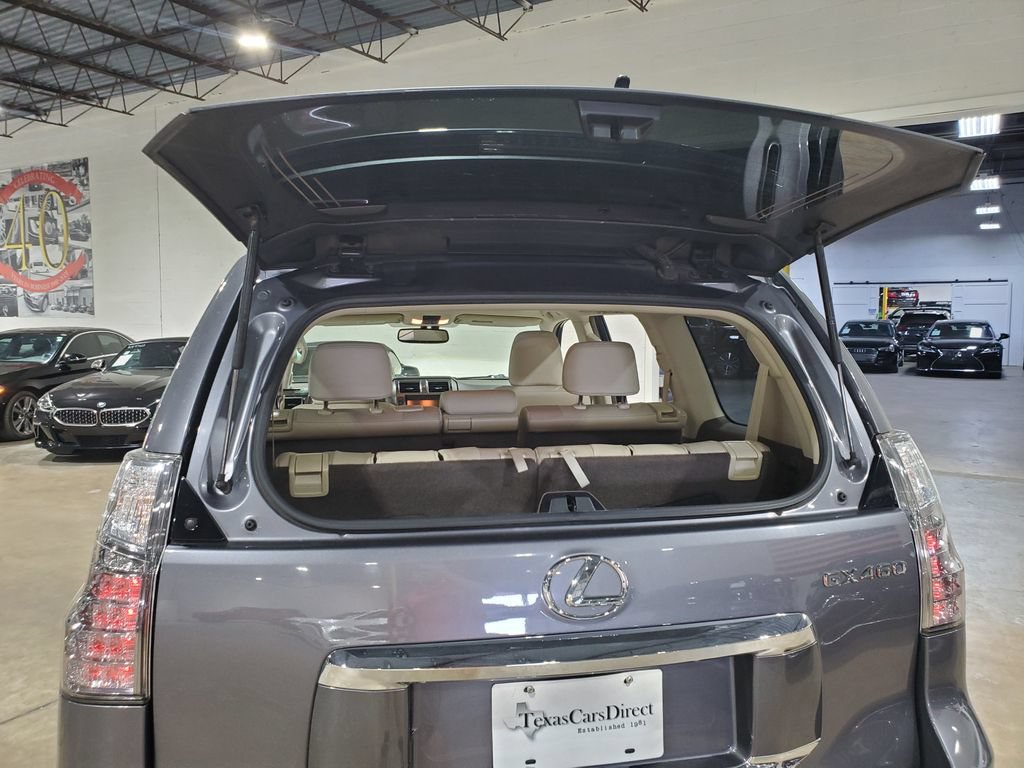 Used 2018 Lexus GX 460 Premium w/ Premium Package AWD/4WD image 42