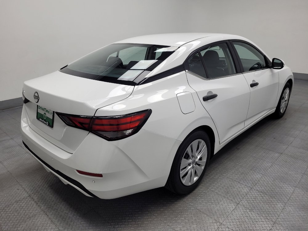 Used 2025 Nissan Sentra S FWD image 9