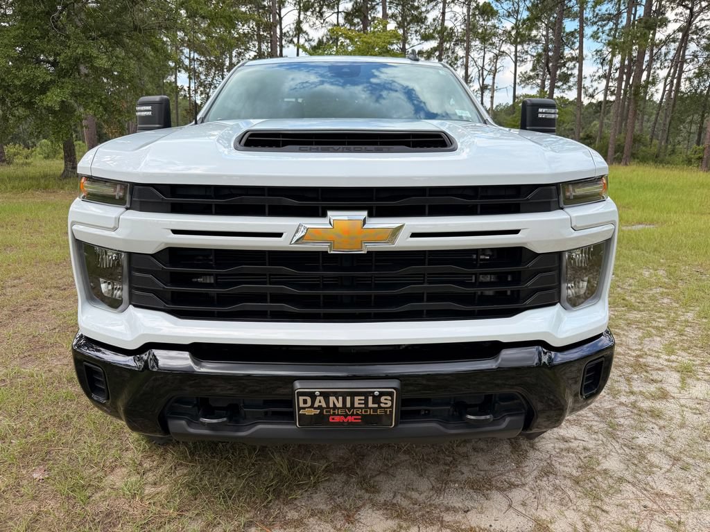 Used 2024 Chevrolet Silverado 2500 Custom w/ Custom Value Package AWD/4WD image 8