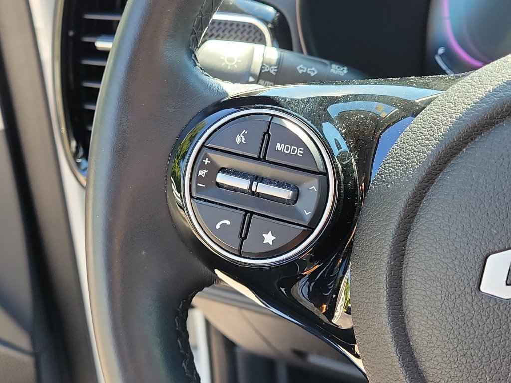 Used 2024 Kia Soul EX w/ EX Designer Package FWD image 28