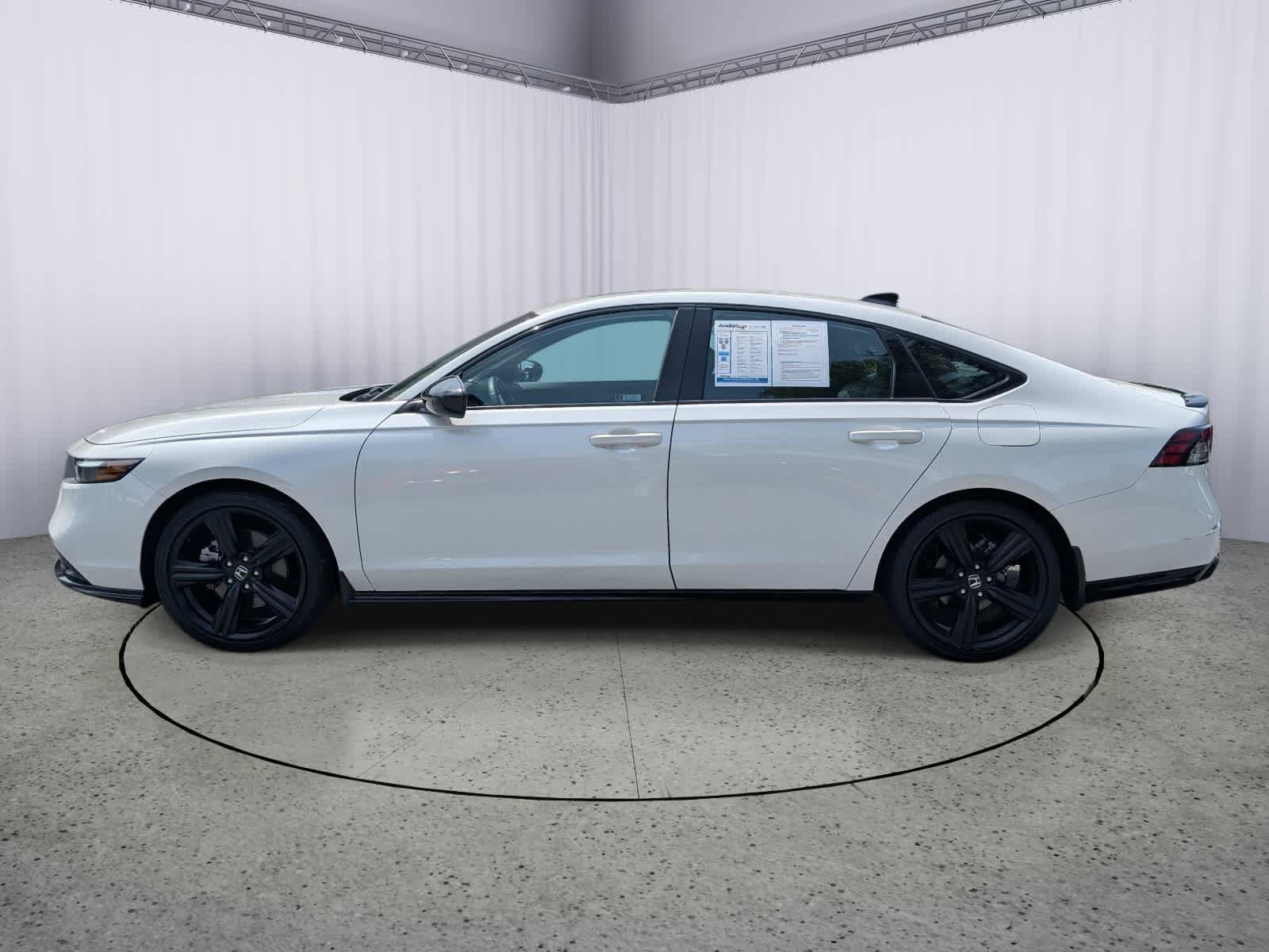 Used 2023 Honda Accord Sport image 6