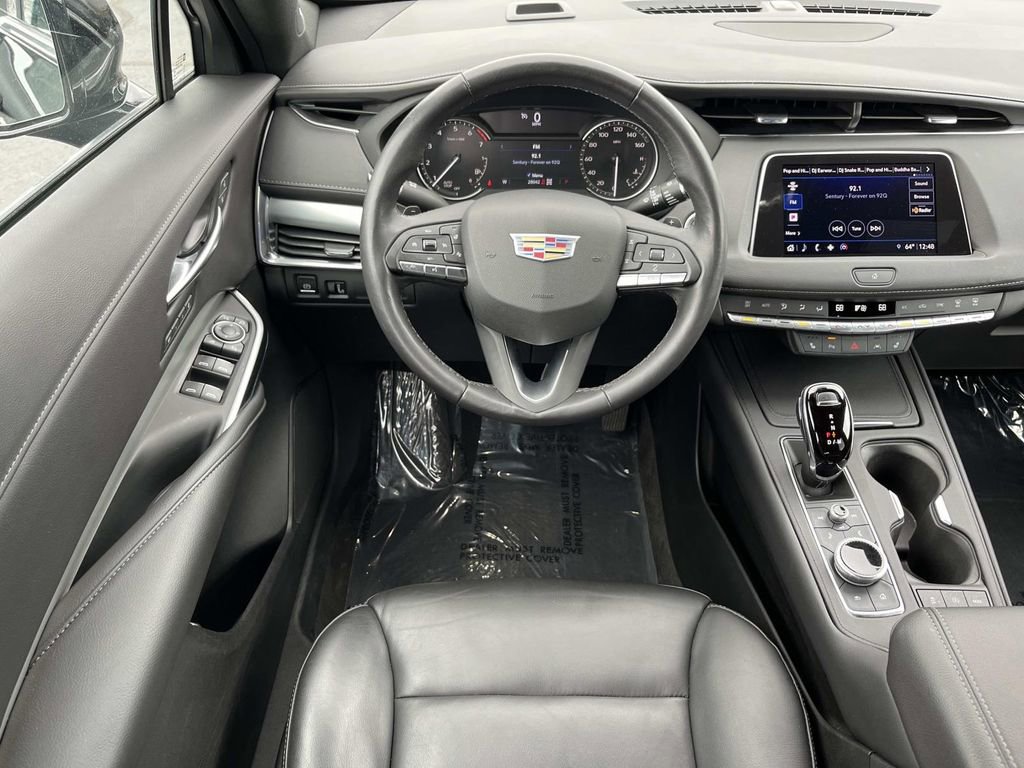 Certified 2023 Cadillac XT4 Premium Luxury w/ Cold Weather Package image 14