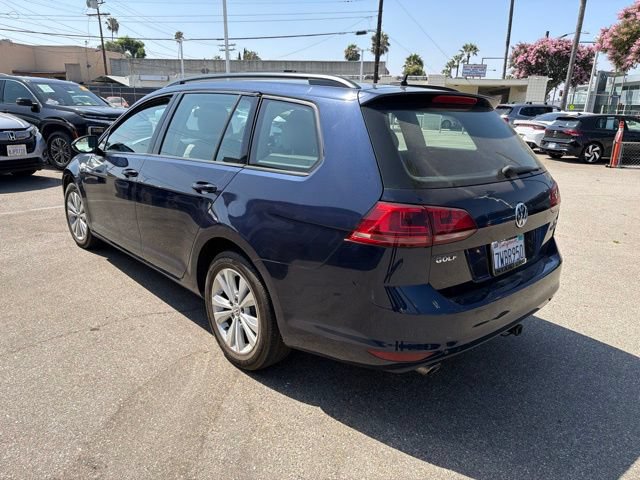 Used 2017 Volkswagen Golf S AWD/4WD image 5