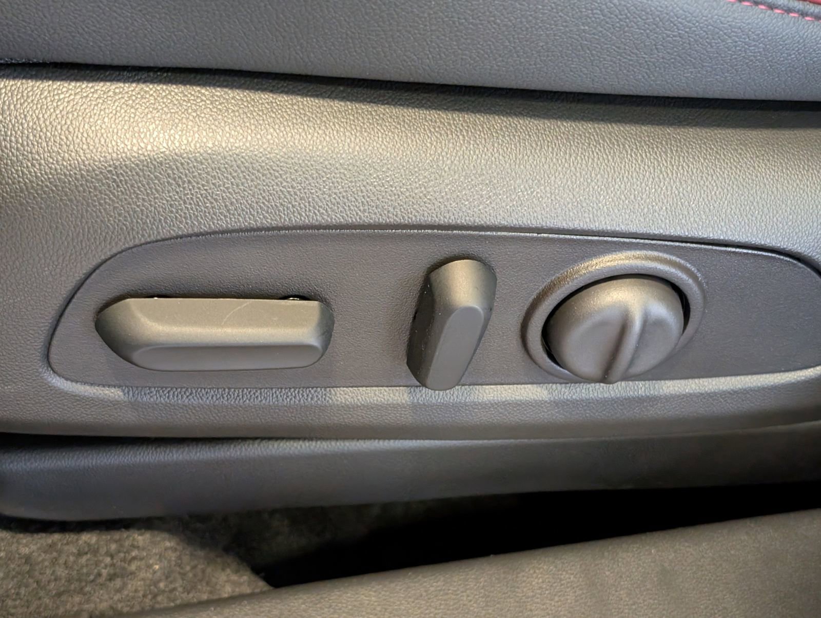 New 2026 Chevrolet TrailBlazer RS w/ Convenience Package image 17