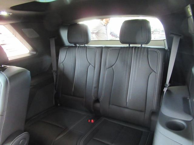 New 2026 Cadillac Vistiq Sport image 32