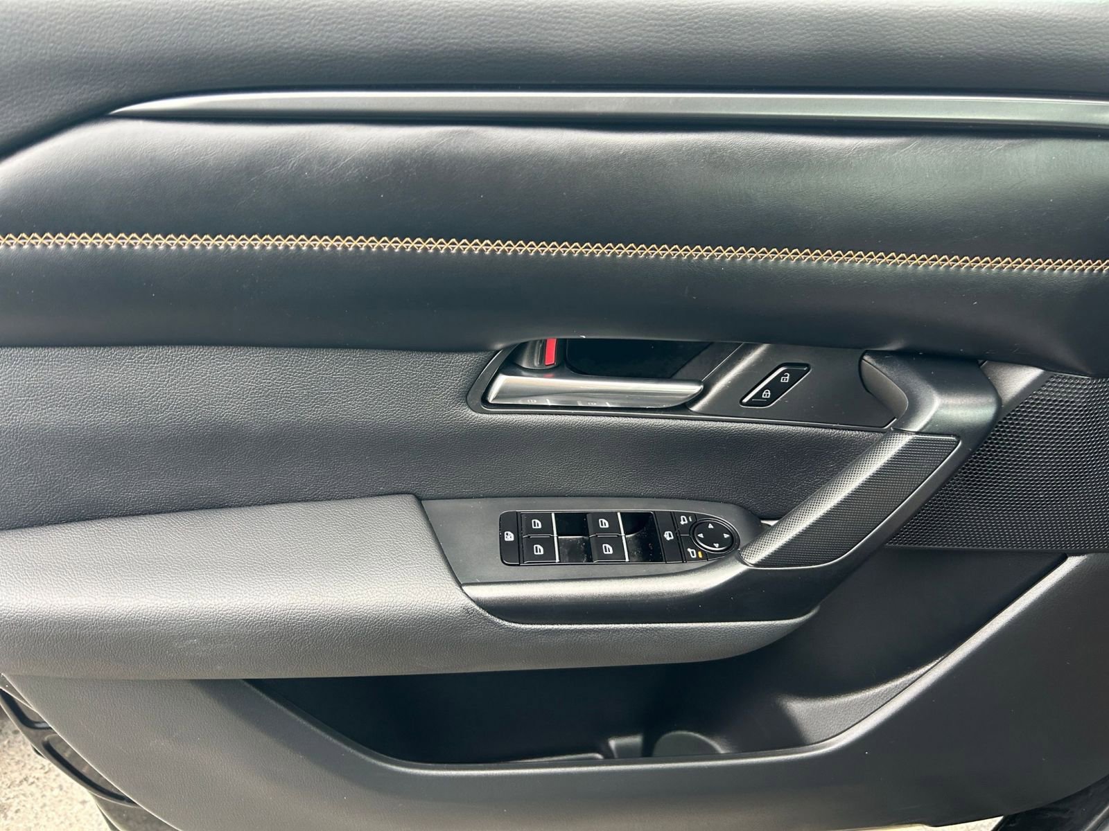 Used 2025 MAZDA CX-50 2.5 Hybrid w/ Premium Plus Pkg image 18