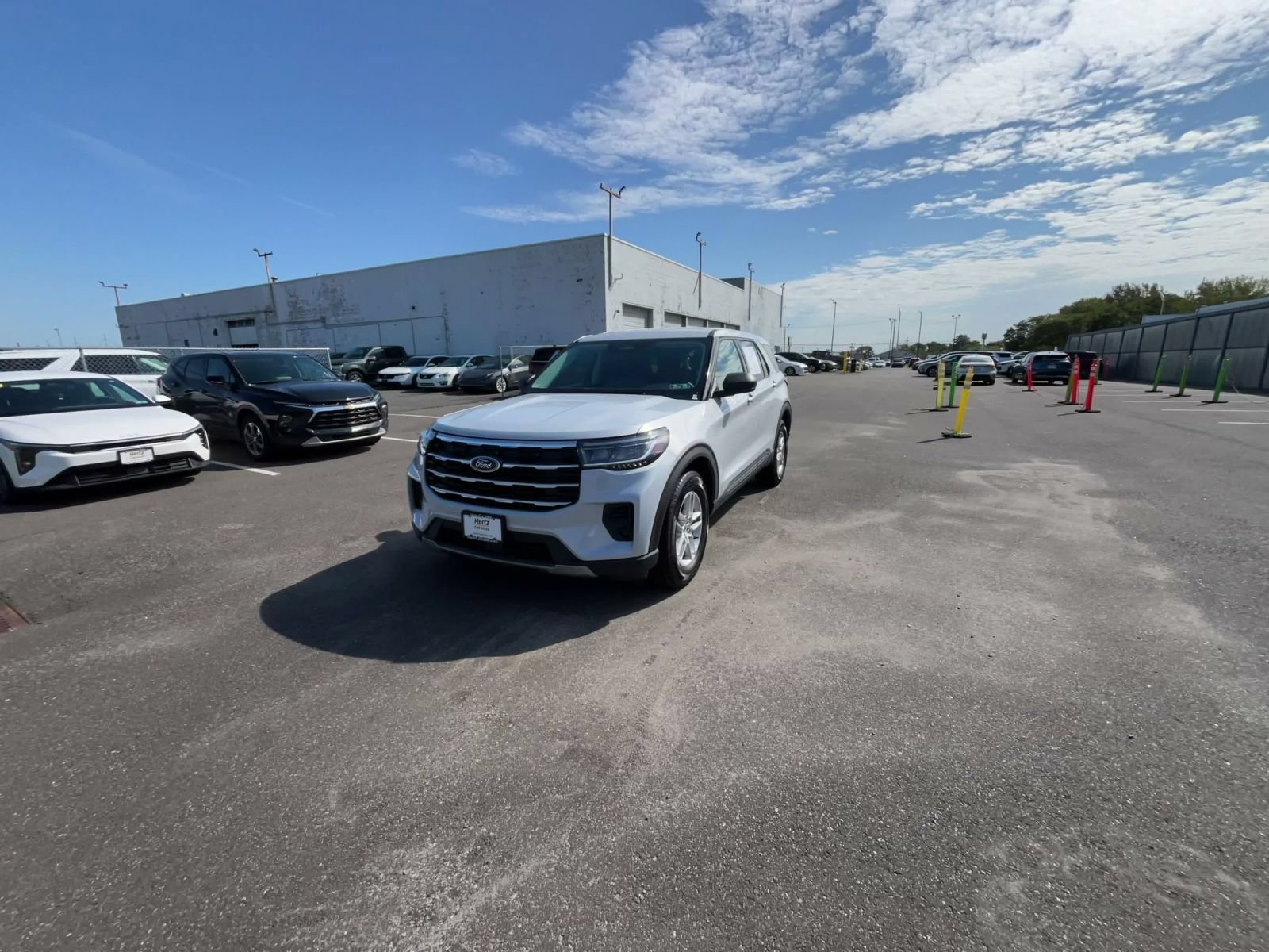 Used 2026 Ford Explorer Active AWD/4WD image 6