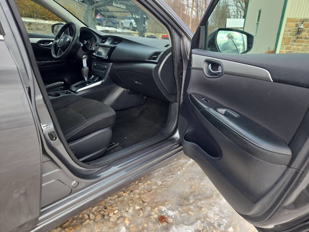 Used 2019 Nissan Sentra S image 21