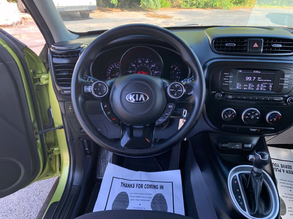 Used 2018 Kia Soul FWD image 21