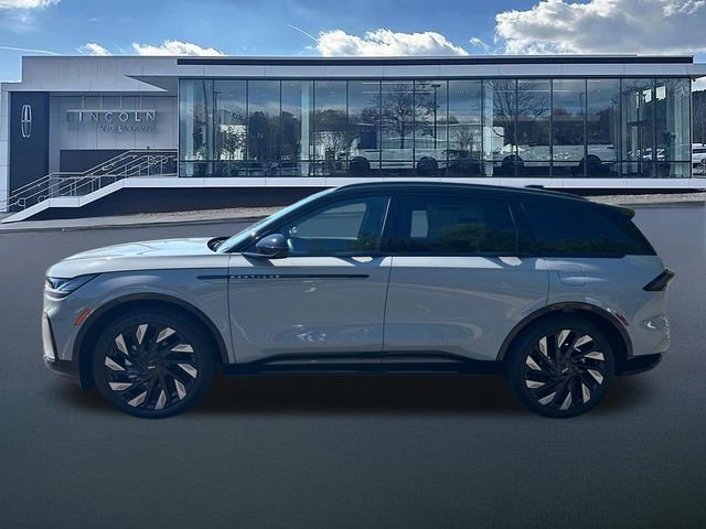 New 2026 Lincoln Nautilus Reserve w/ Jet Appearance Package AWD/4WD image 4
