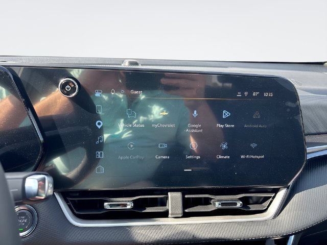 New 2027 Chevrolet Equinox LT w/ Convenience Package II FWD image 16