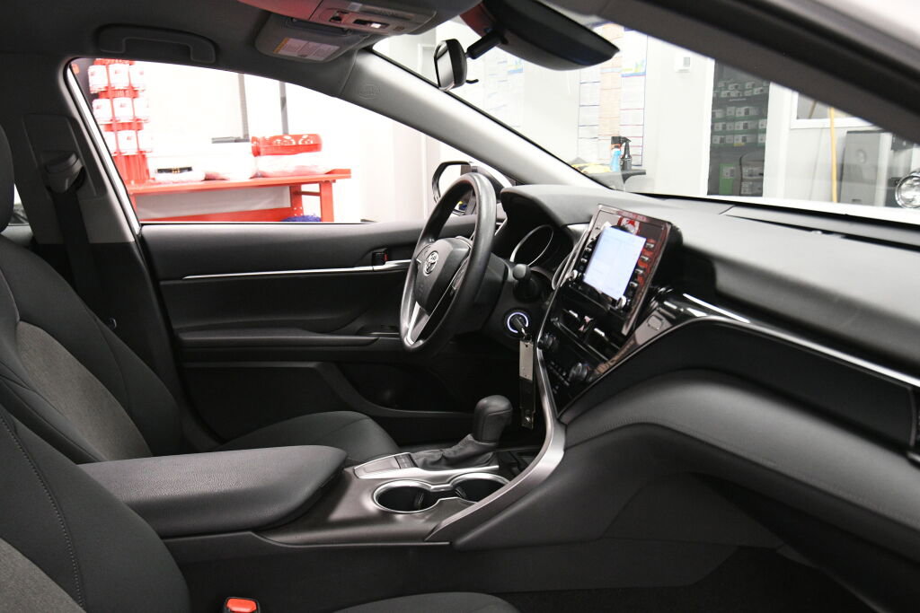 Certified 2024 Toyota Camry LE image 27