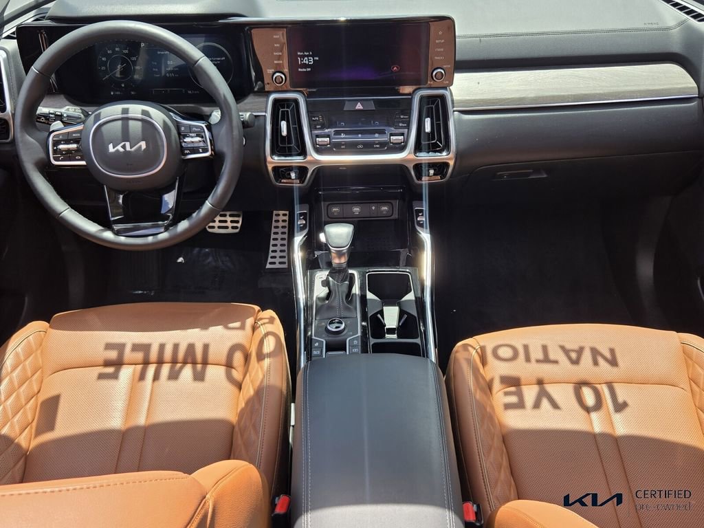 Certified 2023 Kia Sorento SX Prestige AWD/4WD image 14