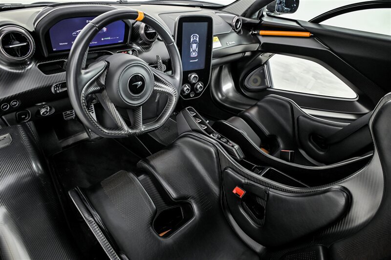 Used 2019 McLaren Senna RWD image 27