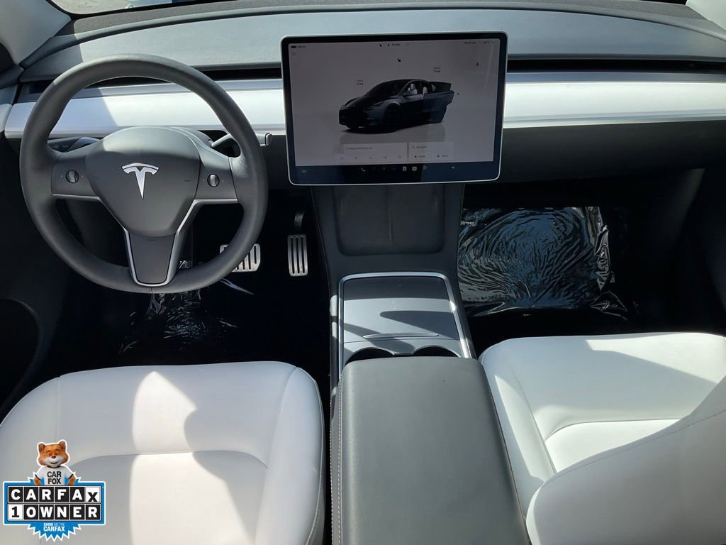 Used 2025 Tesla Model Y Performance AWD/4WD image 36