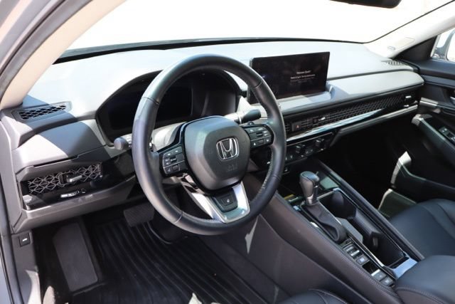 Used 2025 Honda Accord Touring image 15