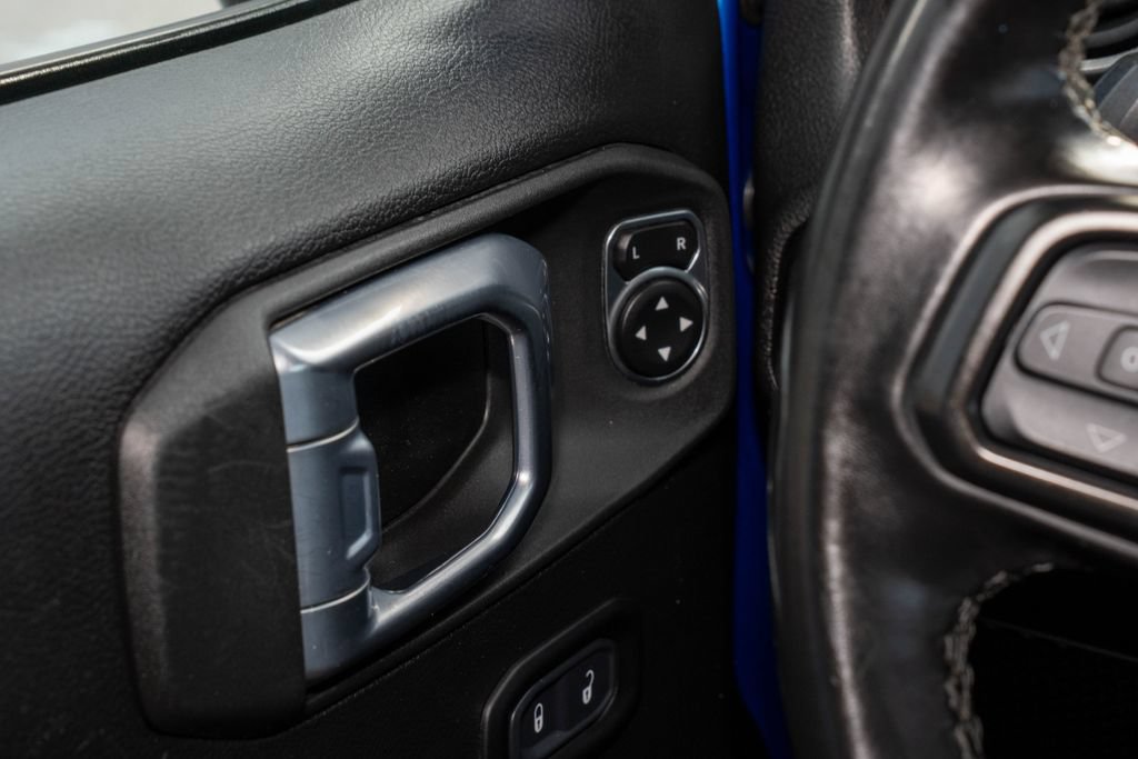 Used 2021 Jeep Wrangler Unlimited Sport AWD/4WD image 17