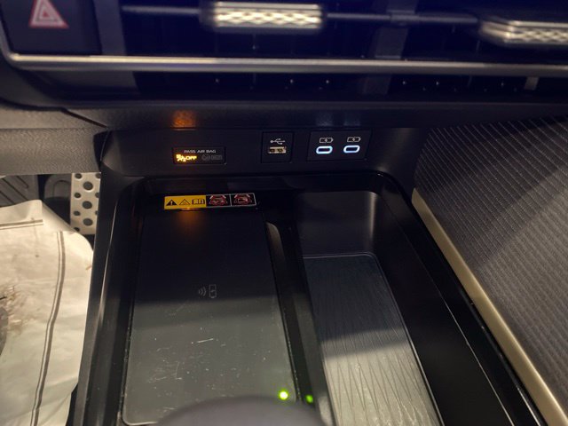 Used 2025 Toyota Camry SE w/ Multimedia Upgrade Package FWD image 27