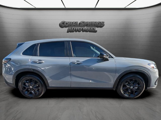 Certified 2025 Honda HR-V Sport image 8