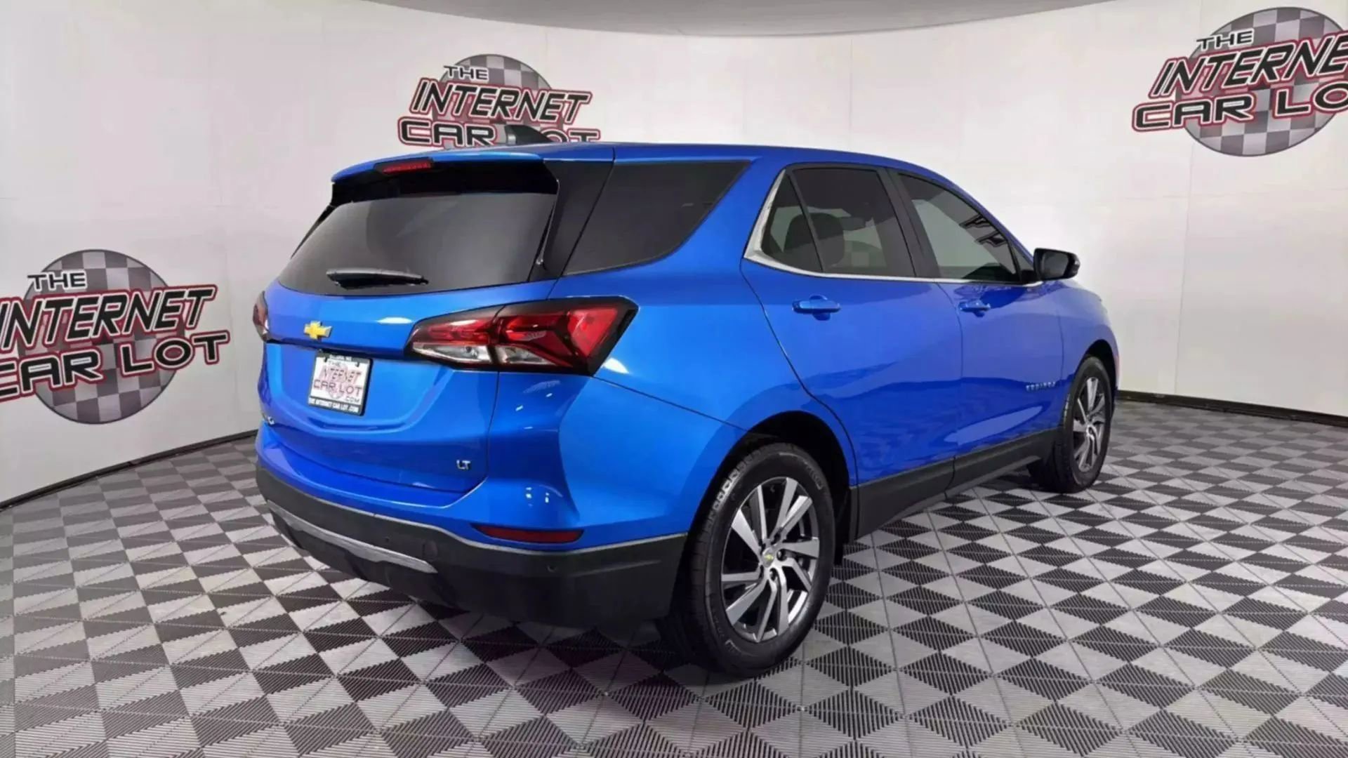 Used 2024 Chevrolet Equinox LT image 9