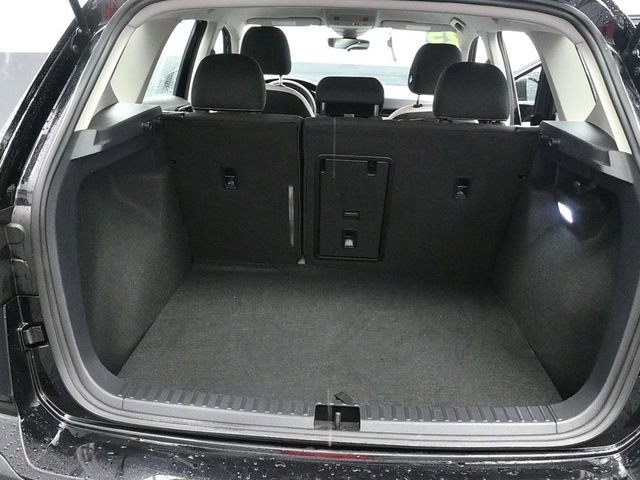 Used 2025 Volkswagen Taos S image 13