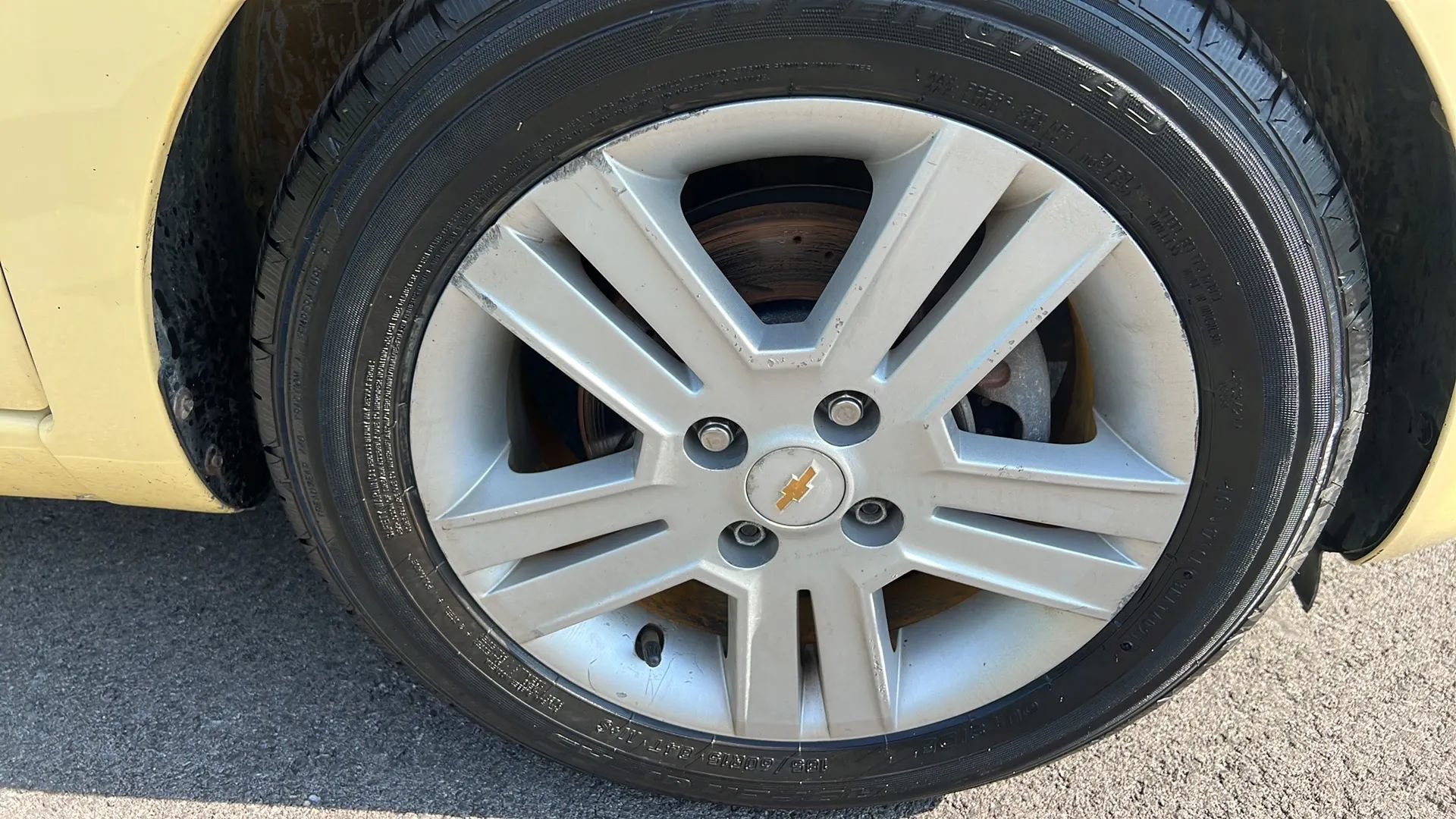 Used 2013 Chevrolet Spark LT FWD image 28