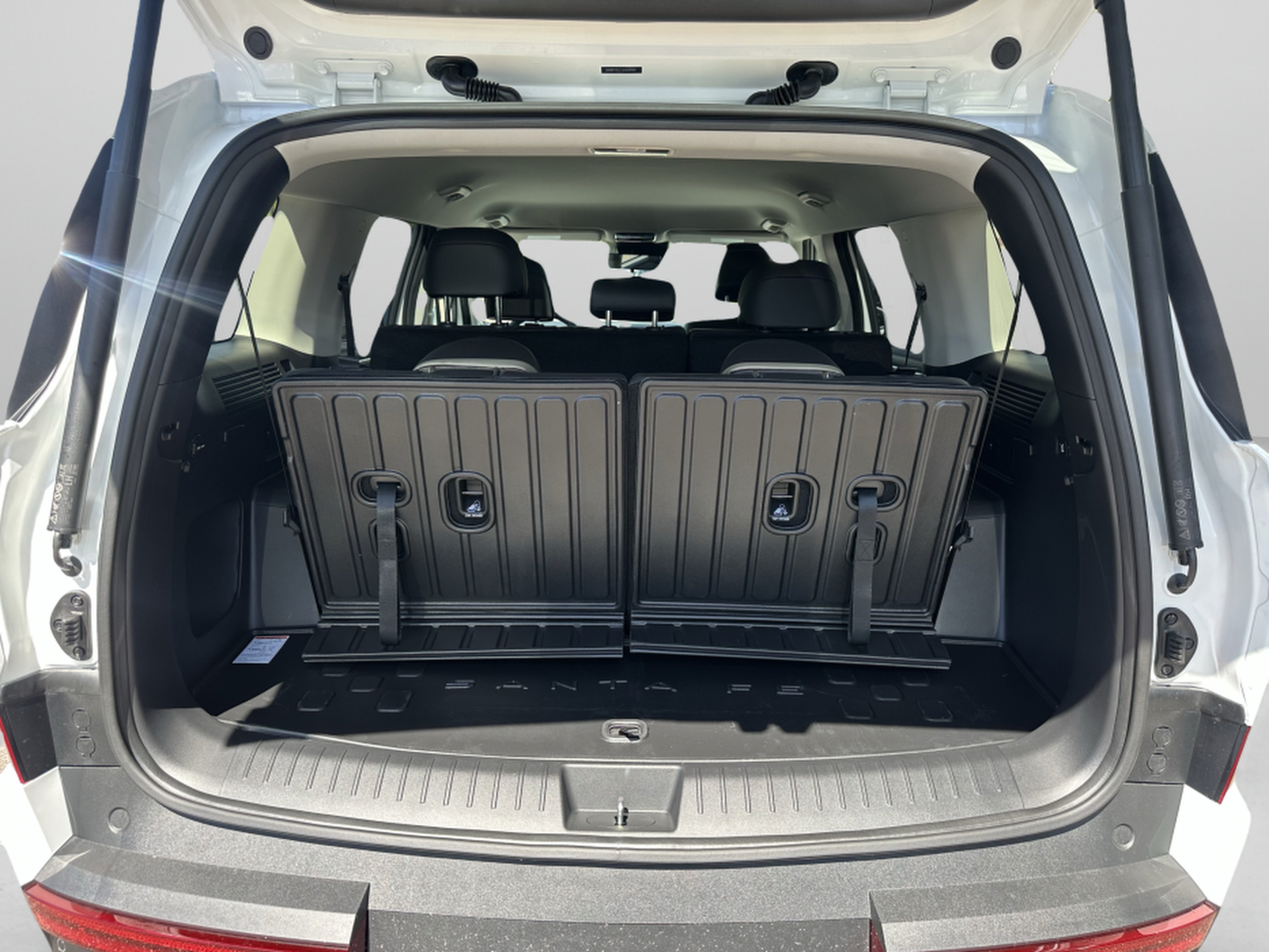New 2027 Hyundai Santa Fe SEL FWD image 6