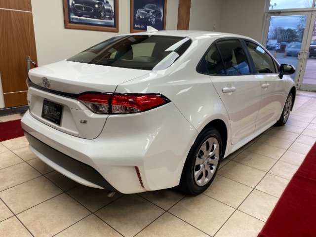 Used 2021 Toyota Corolla LE FWD image 5