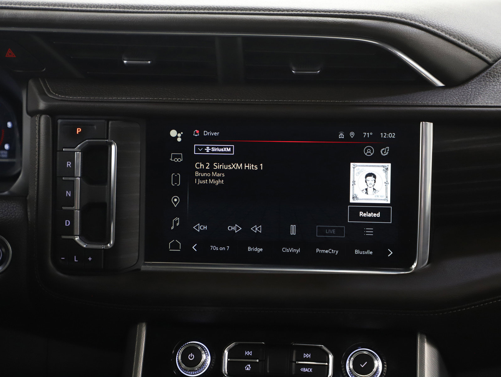 Used 2023 GMC Yukon XL Denali image 16