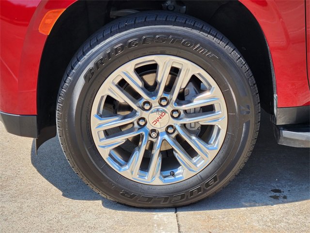 Used 2021 GMC Yukon SLT w/ SLT Premium Package image 11