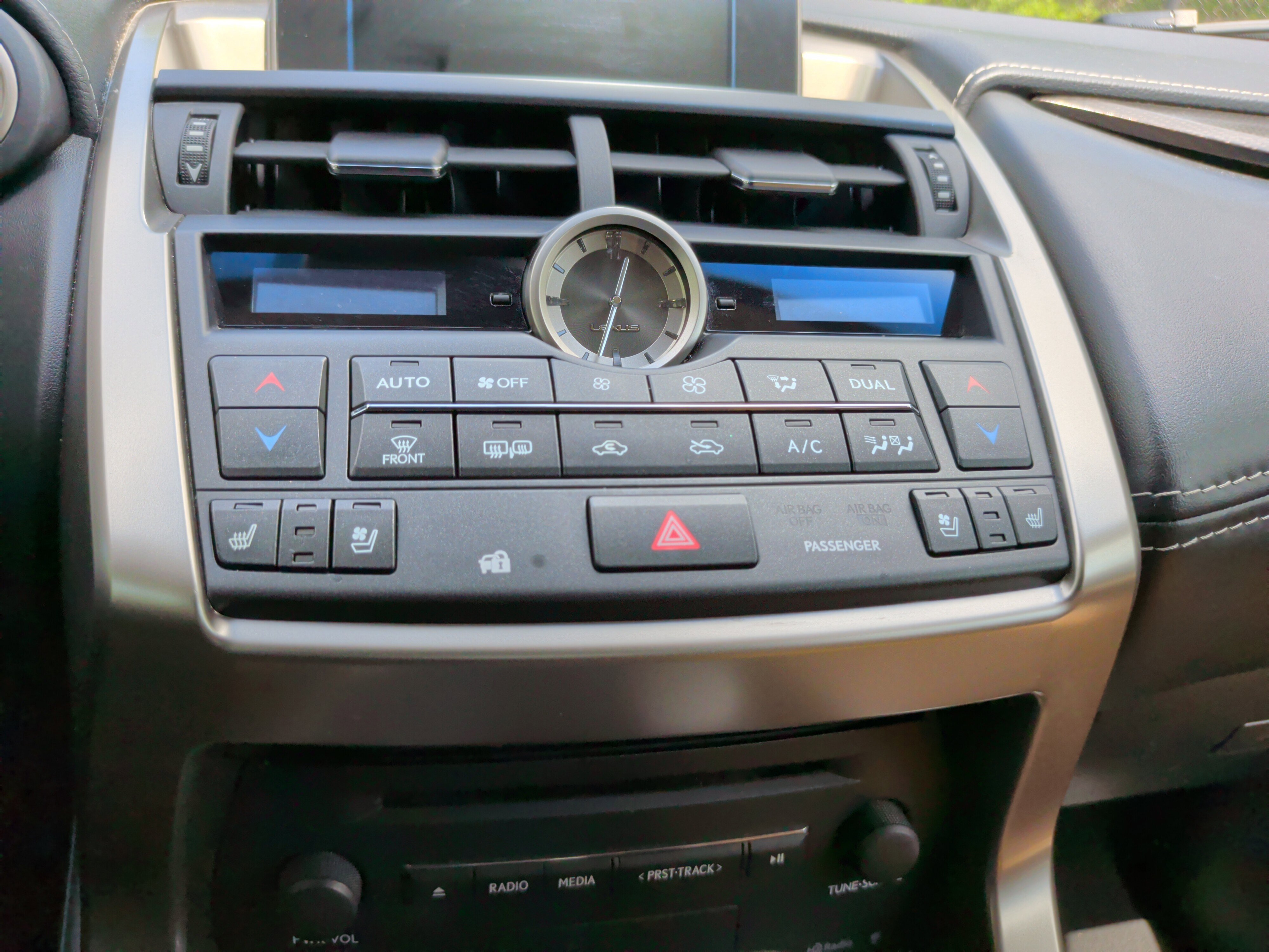 Used 2016 Lexus NX 200t FWD w/ Premium Package image 17