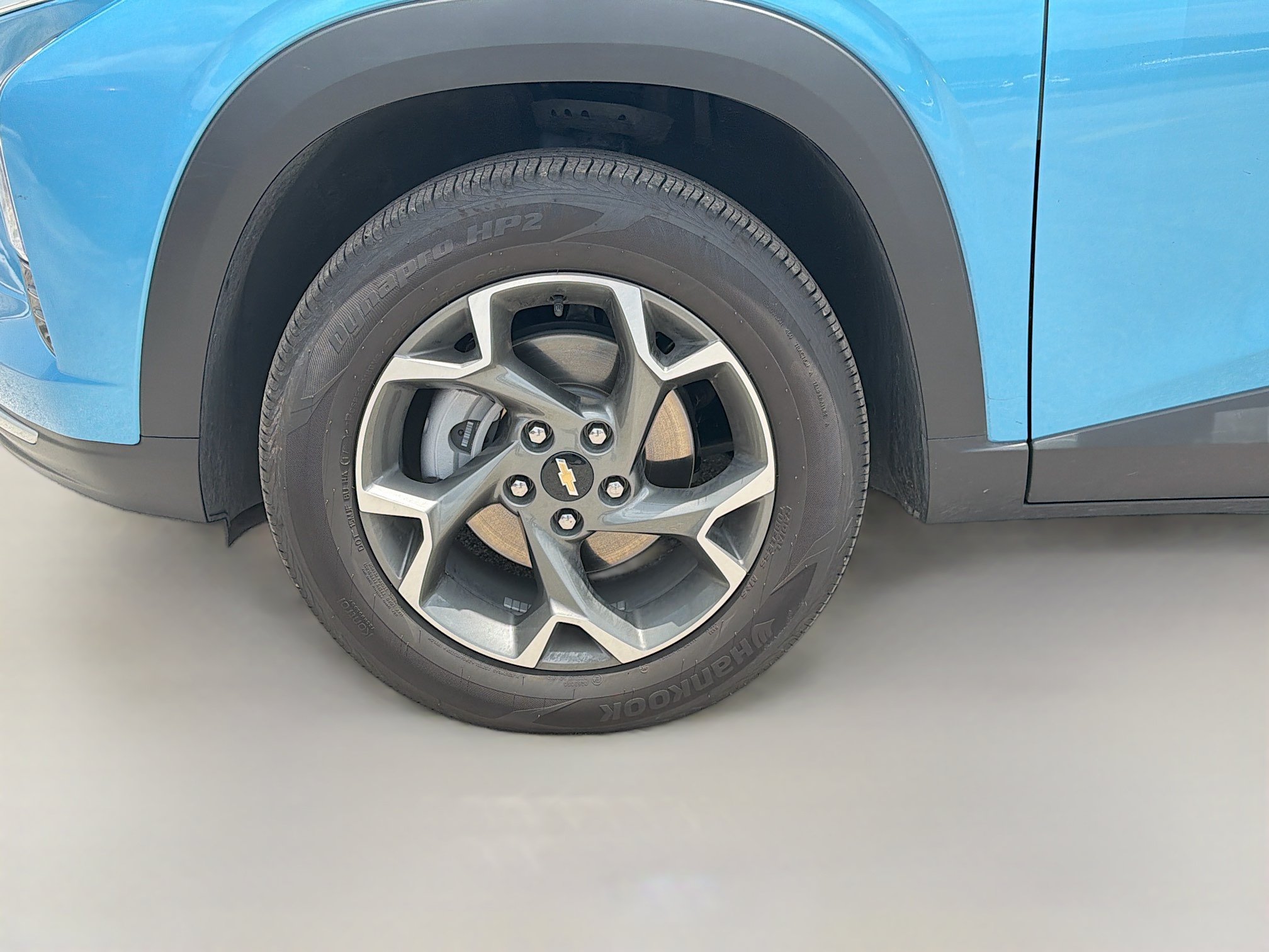Used 2025 Chevrolet Trax LT w/ LT Convenience Package FWD image 40