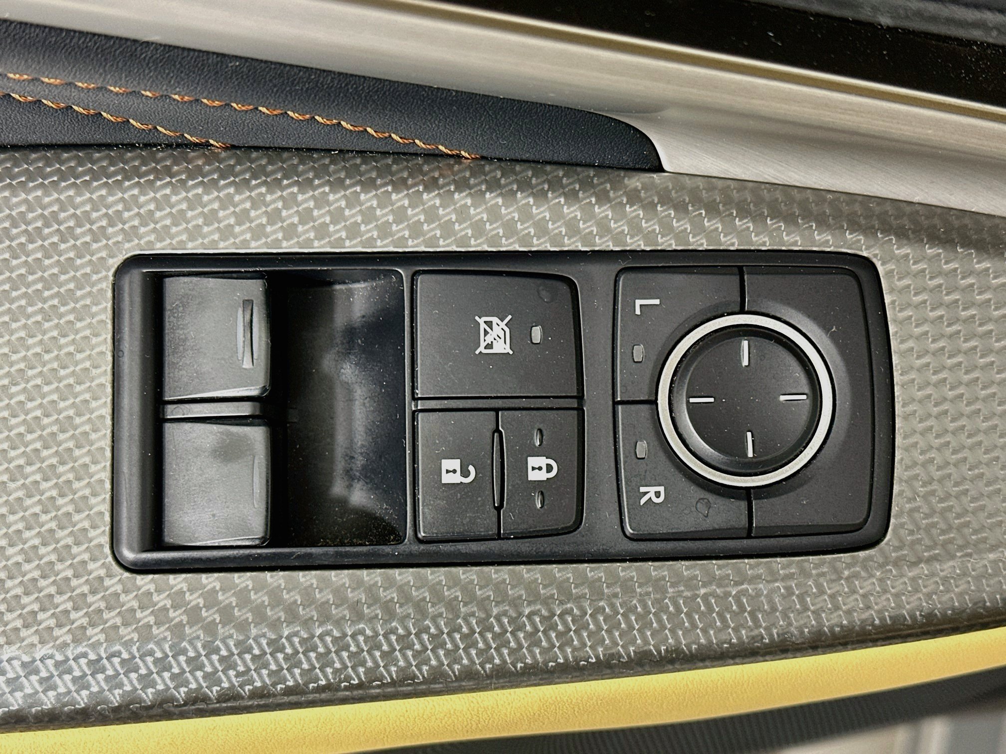Used 2015 Lexus RC 350 AWD w/ Navigation System Package image 15