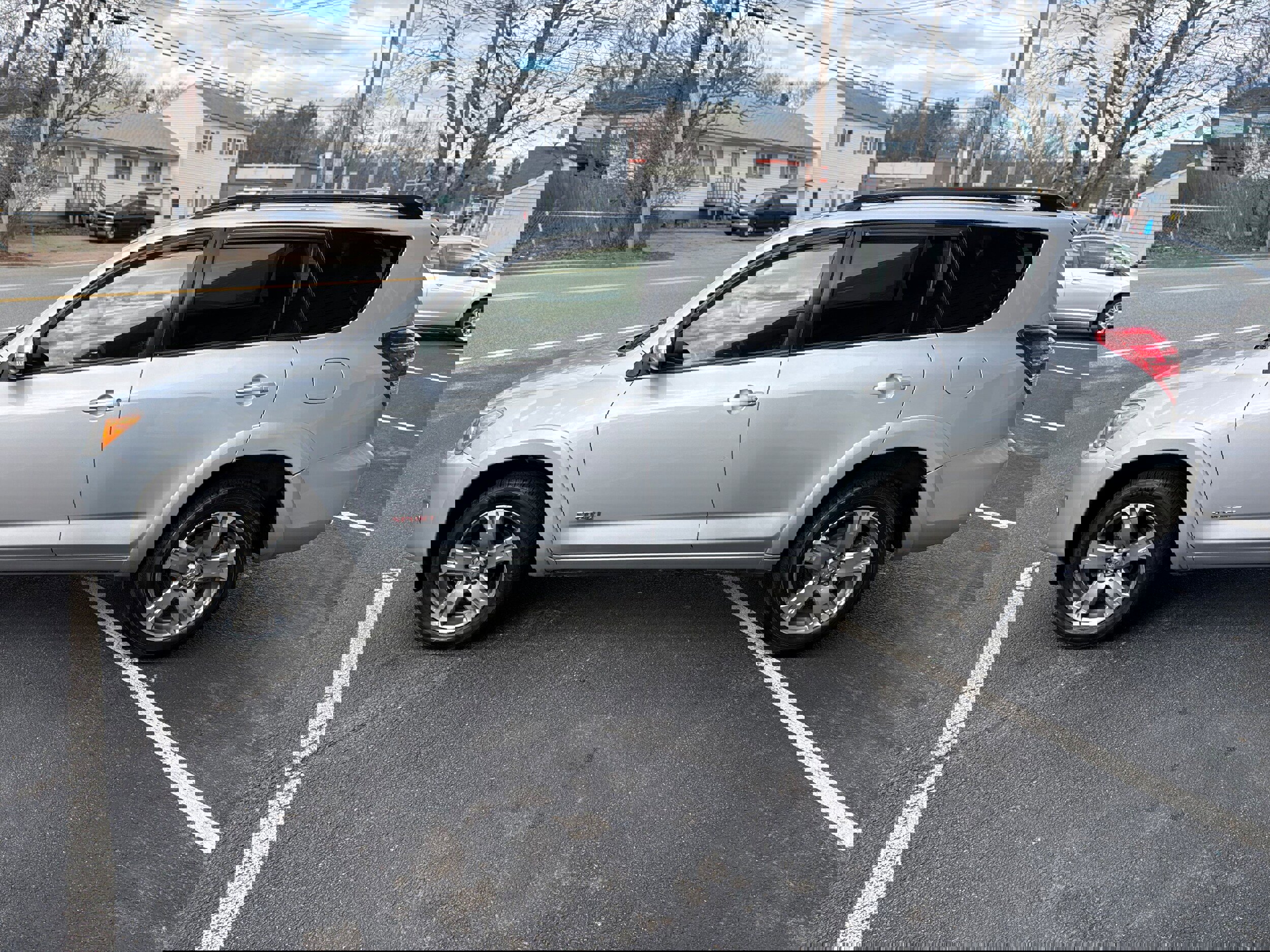 Used 2012 Toyota RAV4 Sport w/ Appearance Pkg image 8