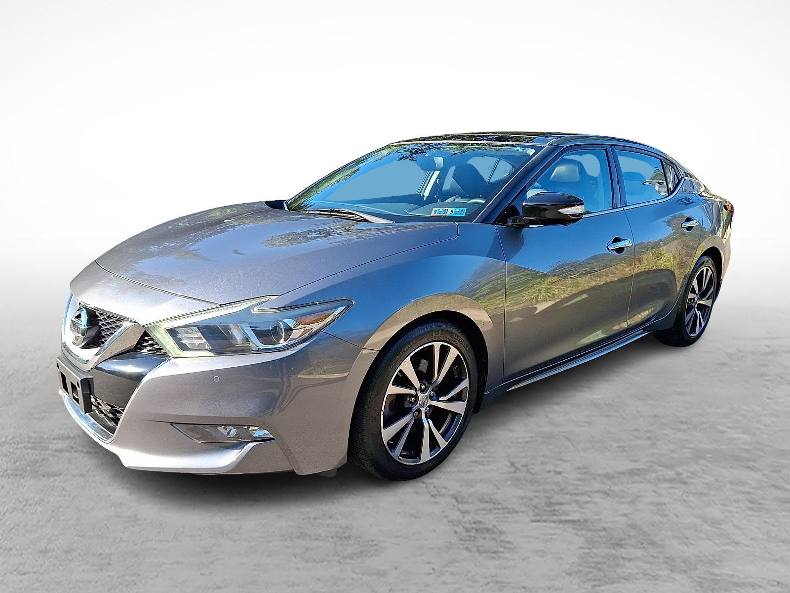 Used 2016 Nissan Maxima Platinum FWD image 3