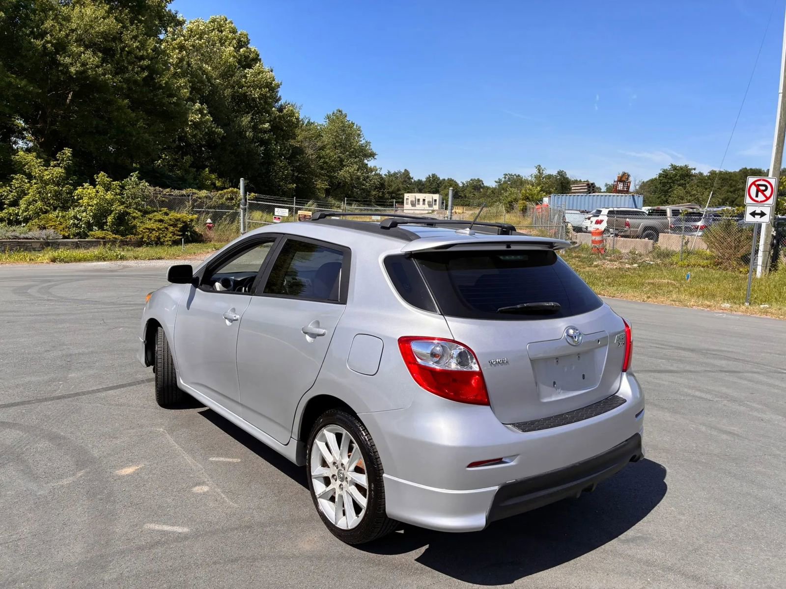 Used 2009 Toyota Matrix XRS FWD image 7