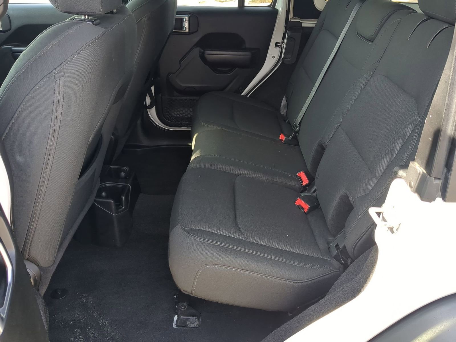 Used 2018 Jeep Wrangler Unlimited Sport S image 23