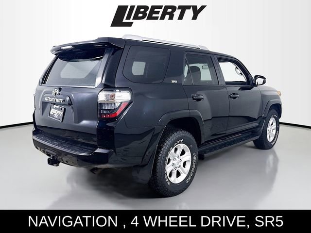 Used 2017 Toyota 4Runner SR5 image 7