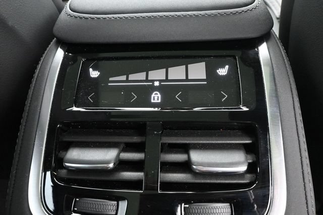 Used 2026 Volvo XC90 B6 Ultra AWD/4WD image 34