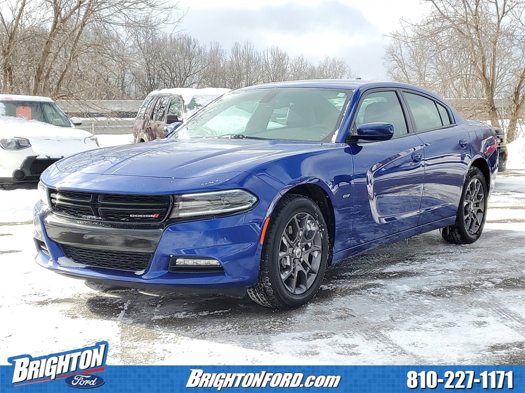 Used 2018 Dodge Charger GT image 2