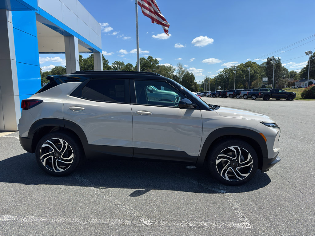 New 2026 Chevrolet TrailBlazer RS w/ Convenience Package image 3
