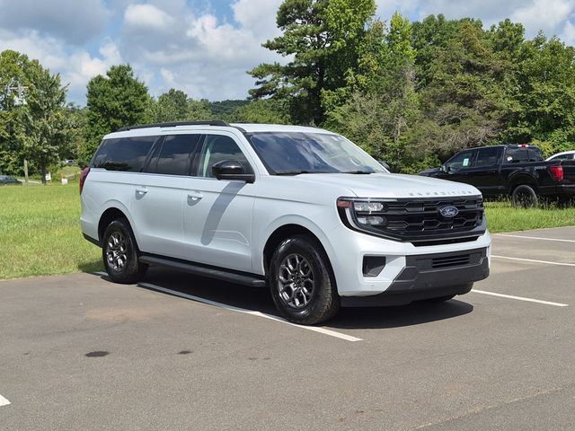 Used 2025 Ford Expedition Max Active RWD image 15