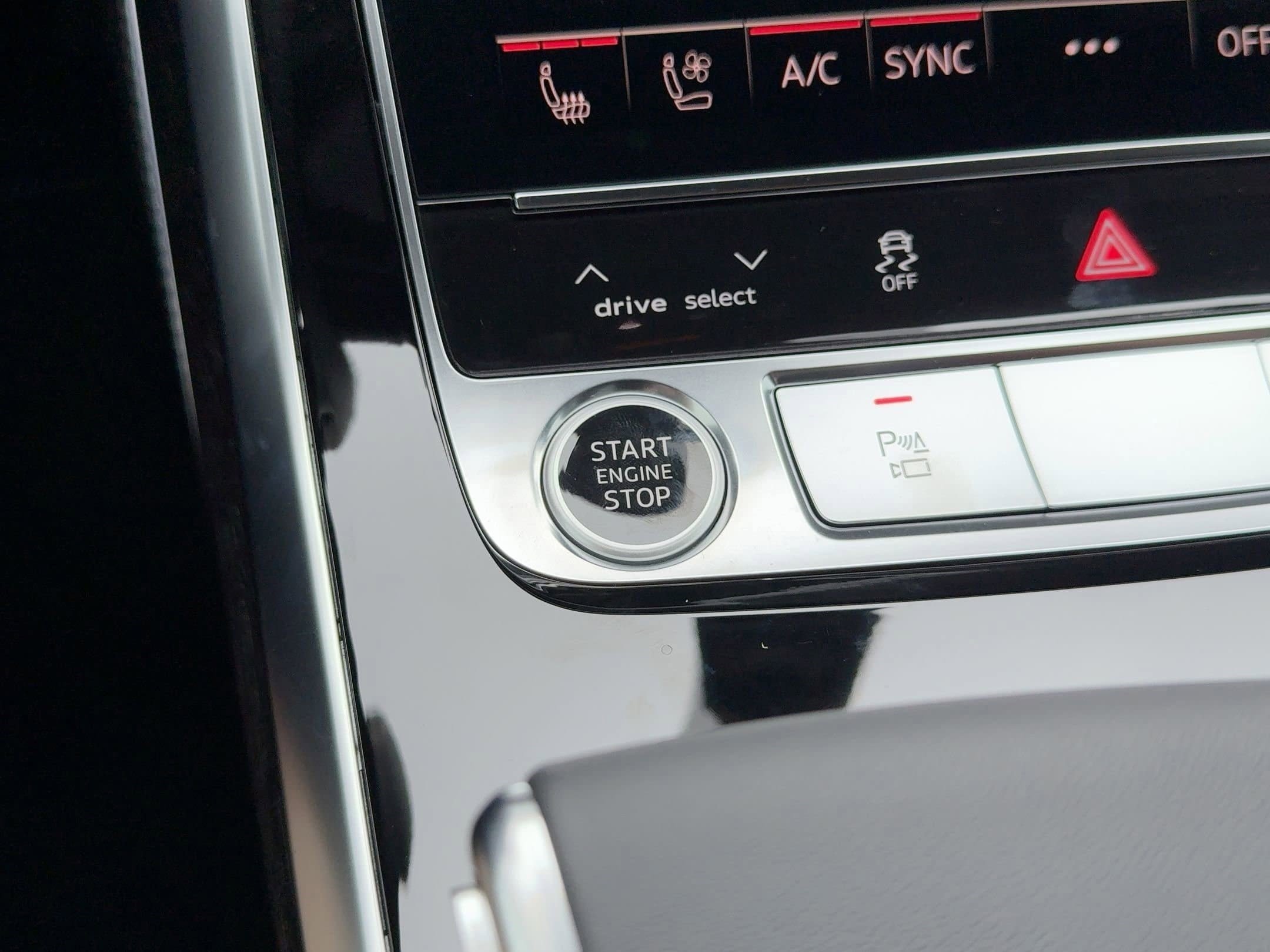 New 2026 Audi Q7 3.0T Premium Plus AWD/4WD image 26