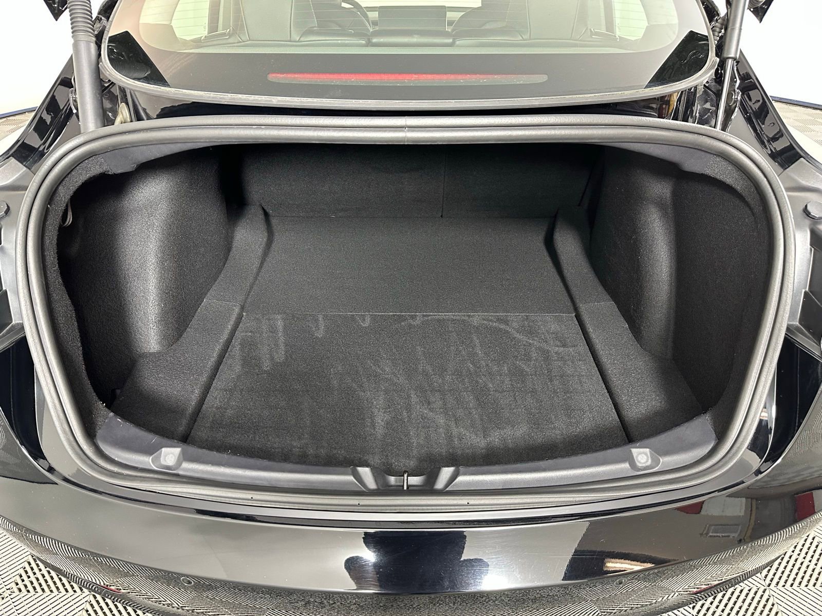 Used 2023 Tesla Model 3 Standard Range RWD image 29
