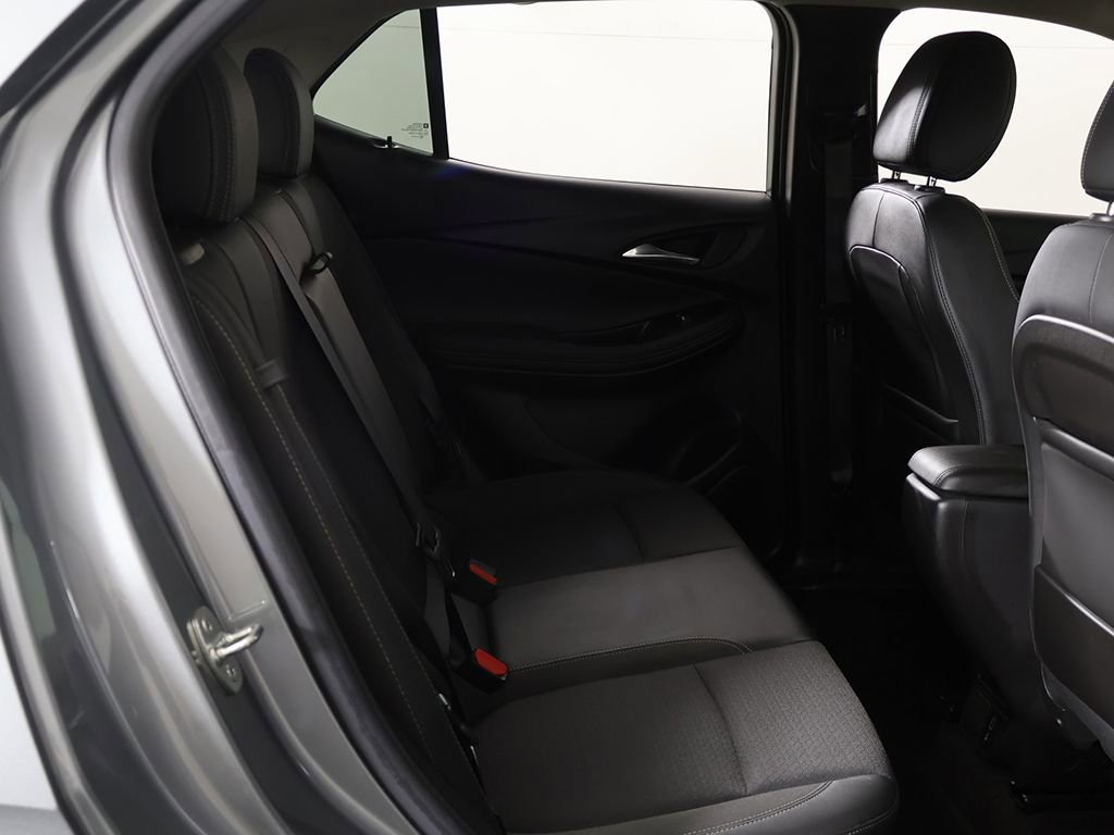 Used 2023 Buick Encore GX Select w/ Sport Touring Package image 25